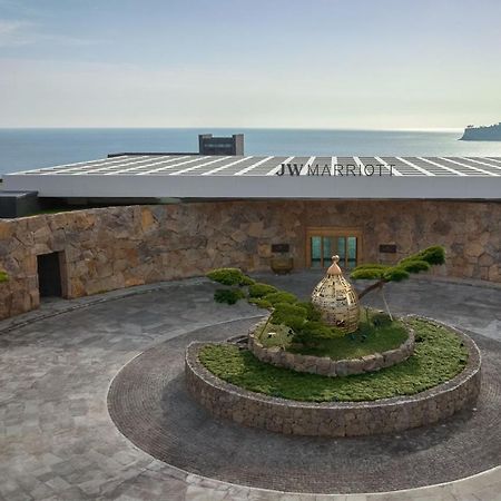 Jw Marriott Jeju Resort & Spa Сеогвипо Екстериор снимка