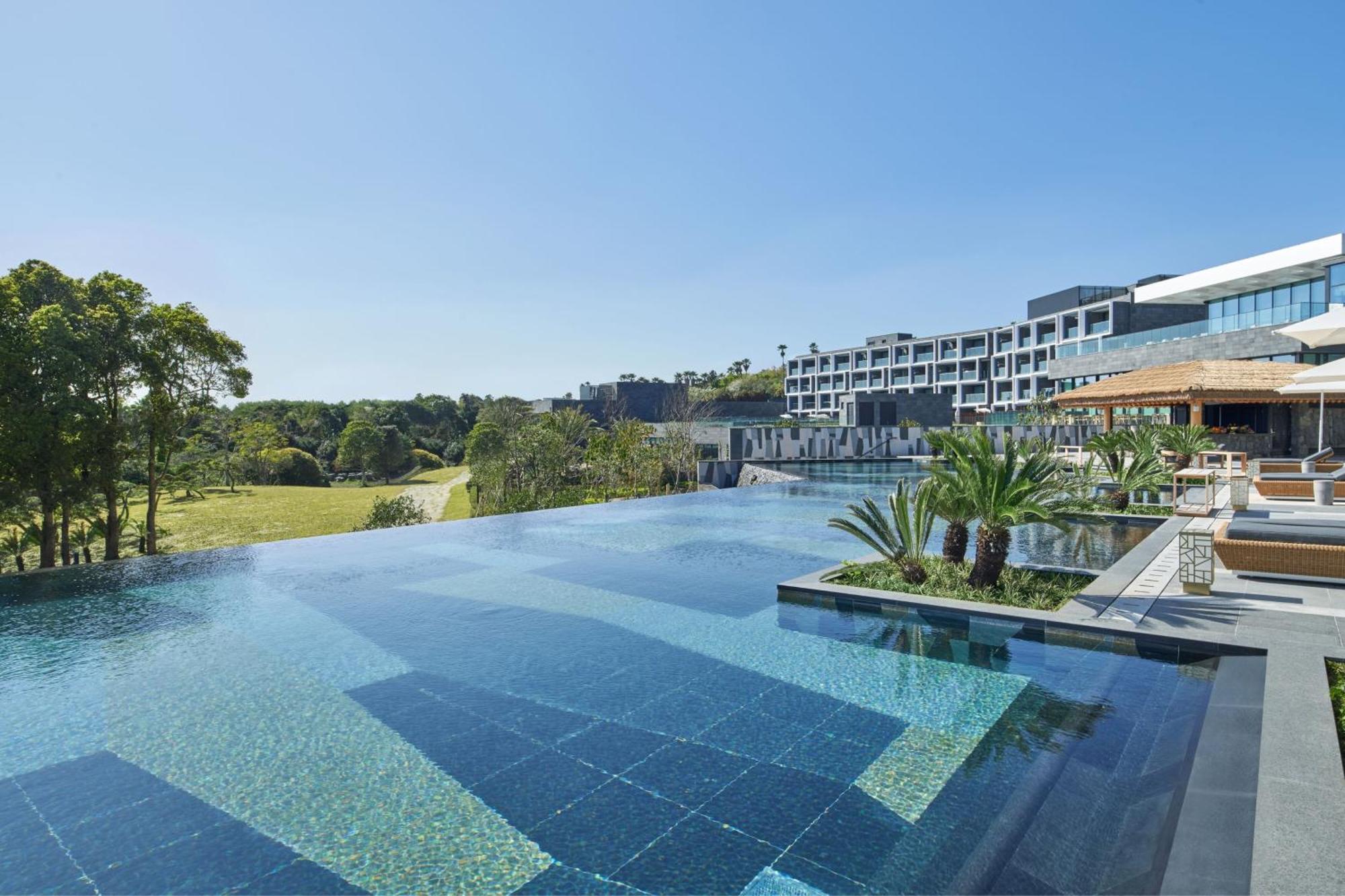 Jw Marriott Jeju Resort & Spa Сеогвипо Екстериор снимка
