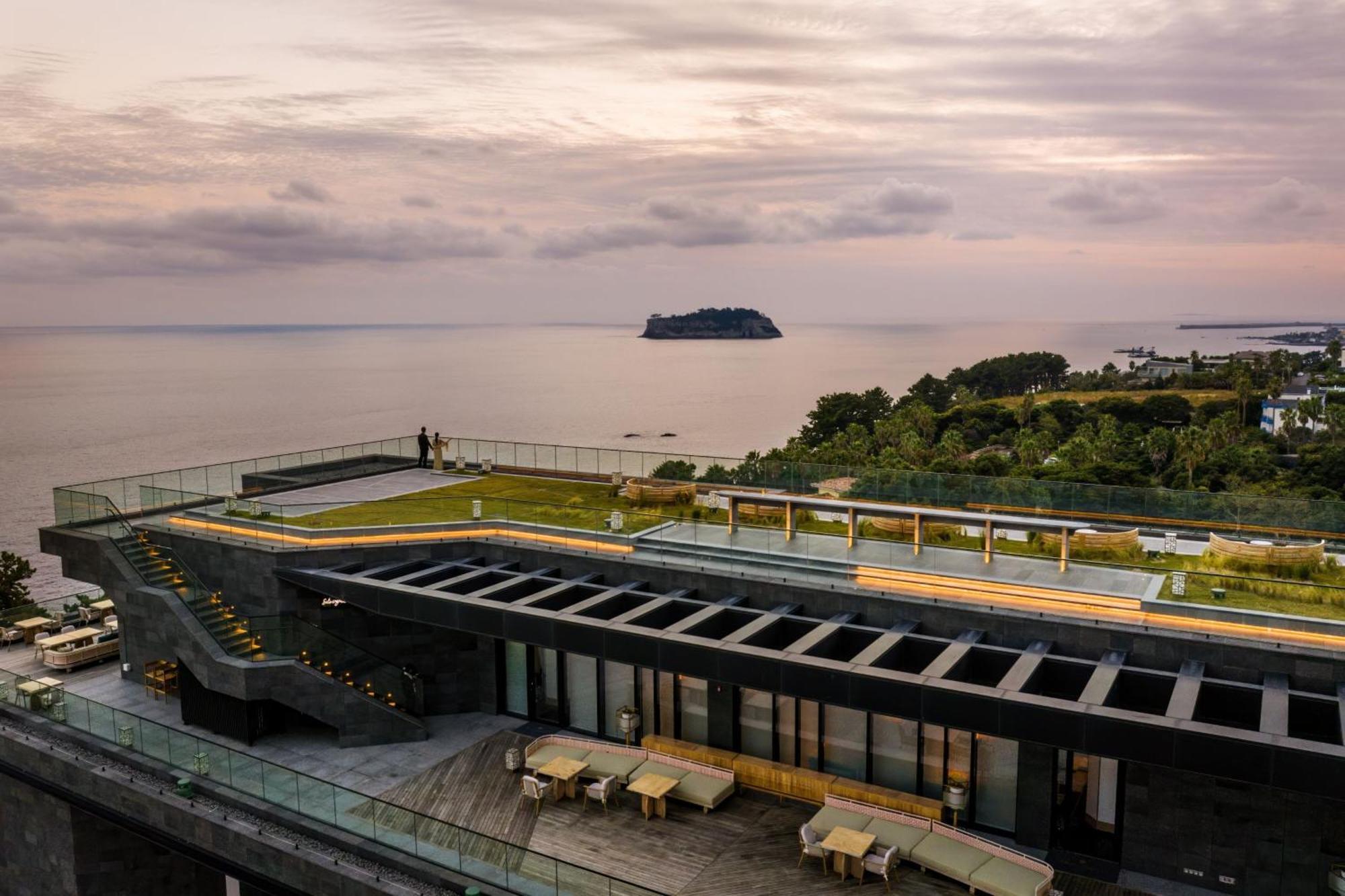 Jw Marriott Jeju Resort & Spa Сеогвипо Екстериор снимка